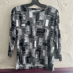Alia Petite Black and White Geometric Women's Blouse